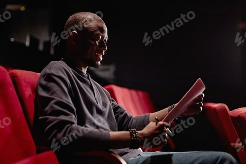 Preview: Artist Sitting in Audience