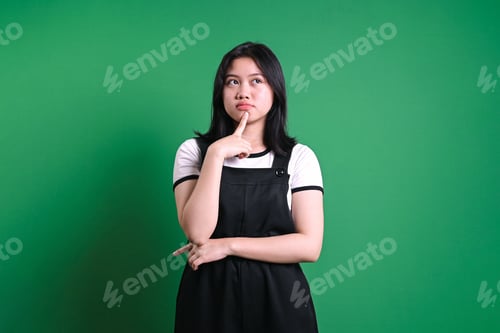 Preview: Confused Young Woman