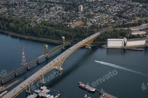Preview: Industrial site in North Vancouver