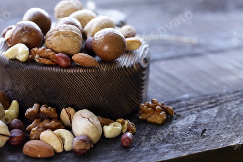 Preview: Various Nuts