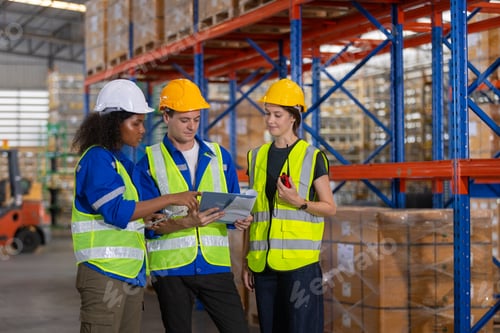 Preview: Warehouse worker break and chatting working logistics.