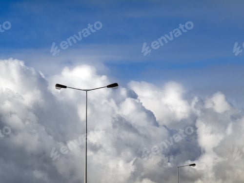 Preview: Scenery of the white fluffy clouds coming together in the sky
