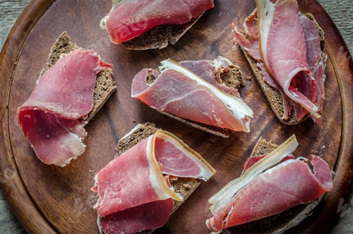 Preview: Sandwiches with italian ham on the wooden board
