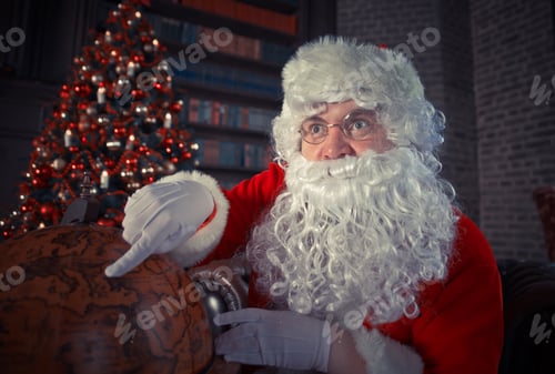 Preview: Santa claus portraits and lifestyle