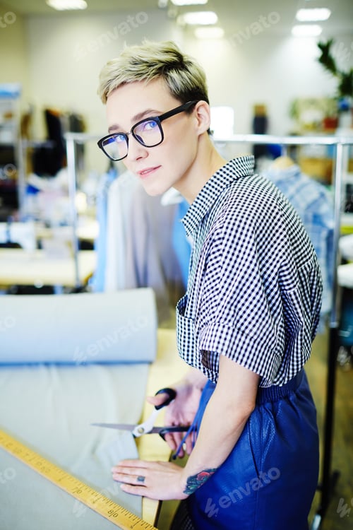 Preview: Seamstress at work