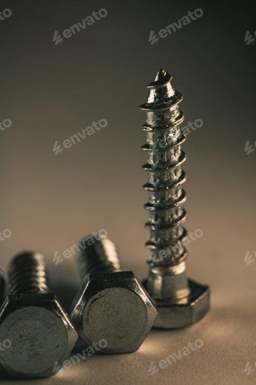Preview: Vertical shot of self-tapping screws