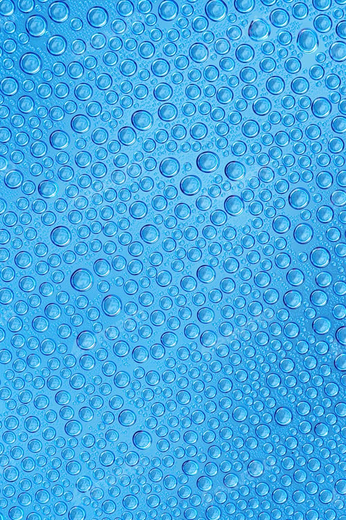 Preview: Beads - detail of the water drops