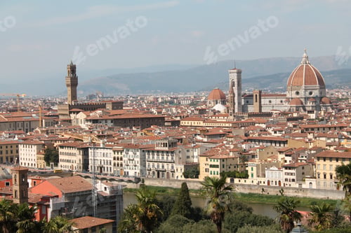 Preview: Wide shot of florence italy