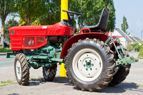 Preview: New Red Tractor