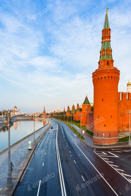 Preview: Moscow Kremlin in the morning, Russia