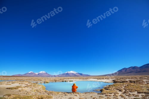 Preview: Hike in Atakama