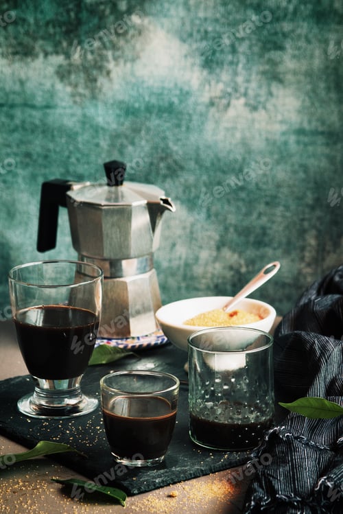 Preview: Crystal glasses of coffee