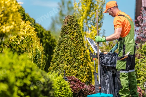 Preview: Garden Seasonal Maintenance