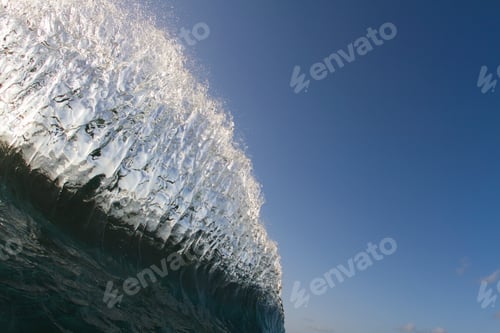 Preview: Ocean wave, close up