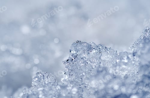Preview: Close-up view of the ice