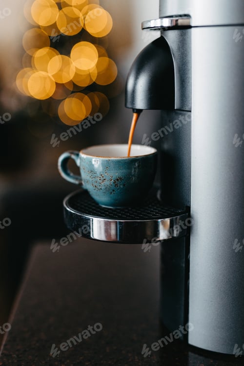 Preview: Preparing espresso with a coffee machine.