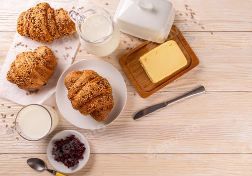 Preview: Top view of multigrain croissants