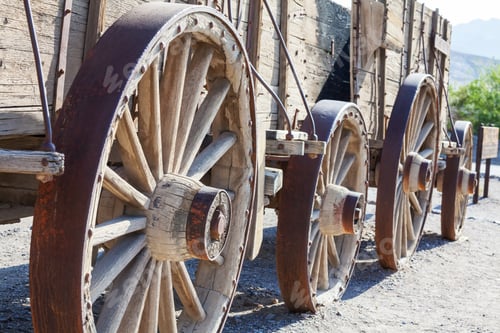 Preview: Wooden cart
