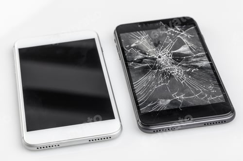 Preview: Mobile phone with broken screen