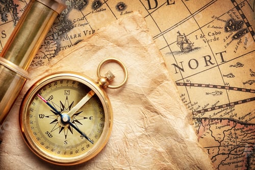 Preview: Old-fashioned compass