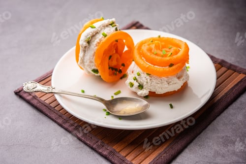 Preview: Jalebi Ice Cream, combination of Indian dessert with a twist