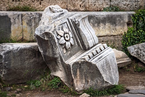Preview: Stones lie in Rome