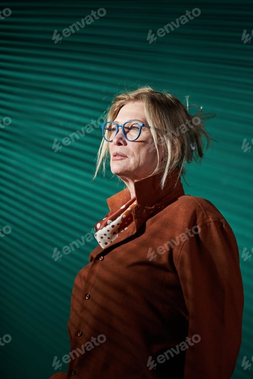 Preview: Elegant businesswoman at office