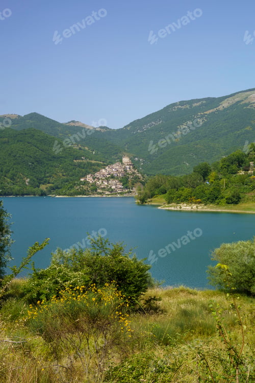 Preview: Turano lake, in Rieti province, Lazio, Italy
