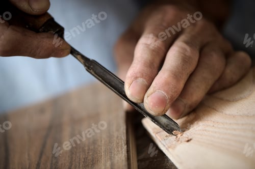 Preview: hands of a craftsman