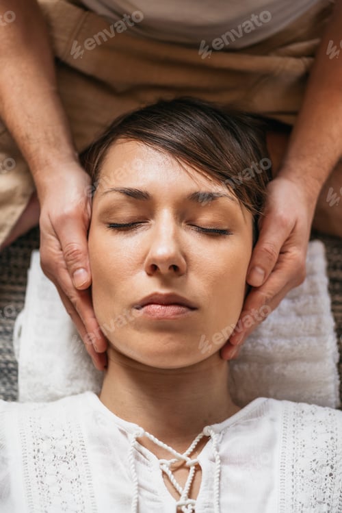 Preview: Thai Face Massage