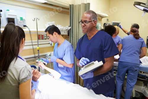 Preview: Medical Team Working On Patient In Emergency Room