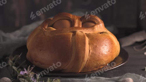 Preview: Easter folar with egg