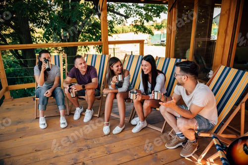 Preview: Group of friends enjoying on a vacation.