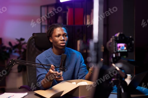 Preview: Recording Online Tutorial in Modern Home Studio Setting