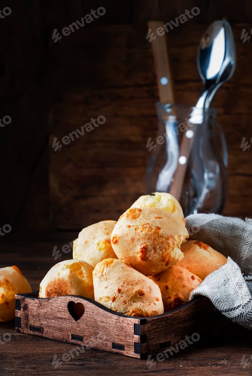 Preview: Golden Cheese buns