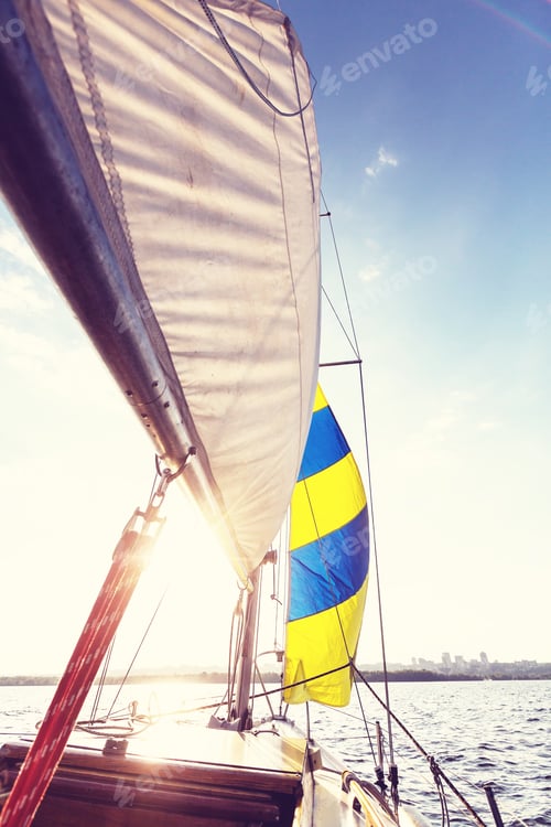 Preview: Yacht