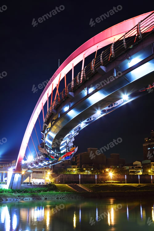 Preview: Bridge at night in Taiwan
