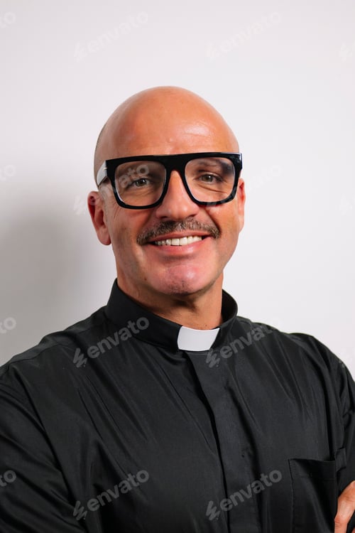 Preview: Portrait of a priest looking at the camera.