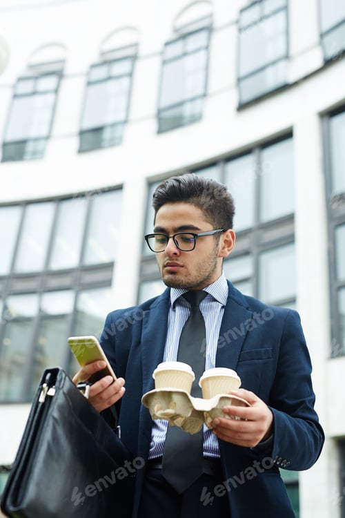 Preview: Urban businessman