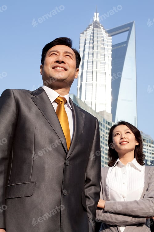 Preview: Portrait of businesspeople in Shanghai