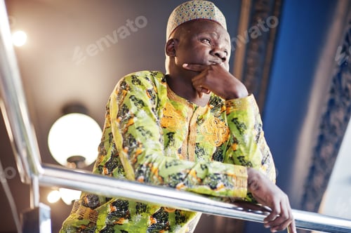 Preview: Friendly afro man