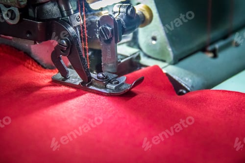 Preview: Professional overlock sewing machine with red fabric