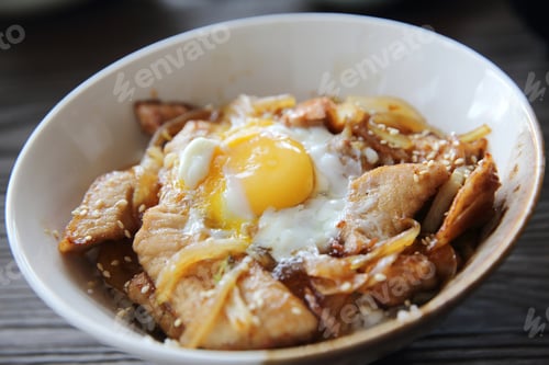 Preview: Rice With Slice Pork And Egg Butadon - Japanese Food