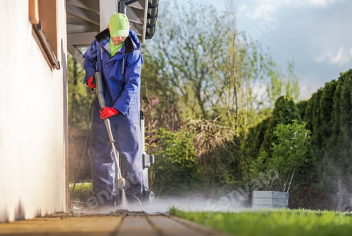 Preview: Backyard Brick Pressure Wash