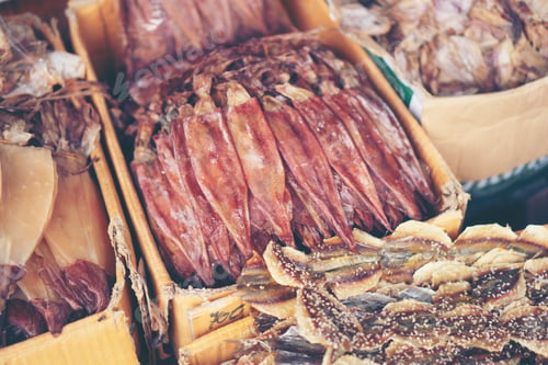 Preview: seafood in market