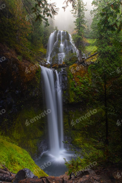 Preview: Falls Creek Falls in Washington