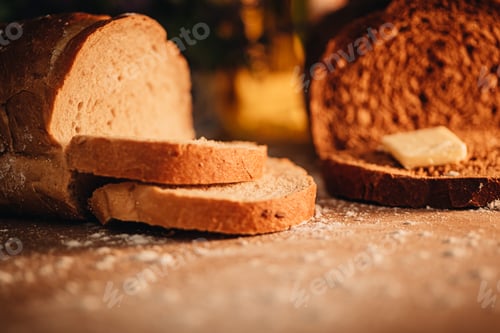 Preview: Close up of freshly baked artisan bread in kitchen at home