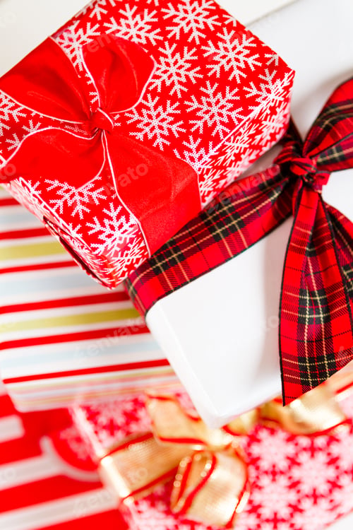 Preview: Presents