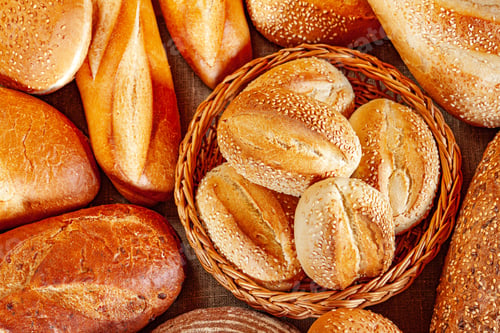 Preview: Fresh baked bread. Assorted bakery products loafs of bread and rolls...