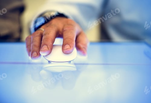 Preview: Hand holding using mouse clicking